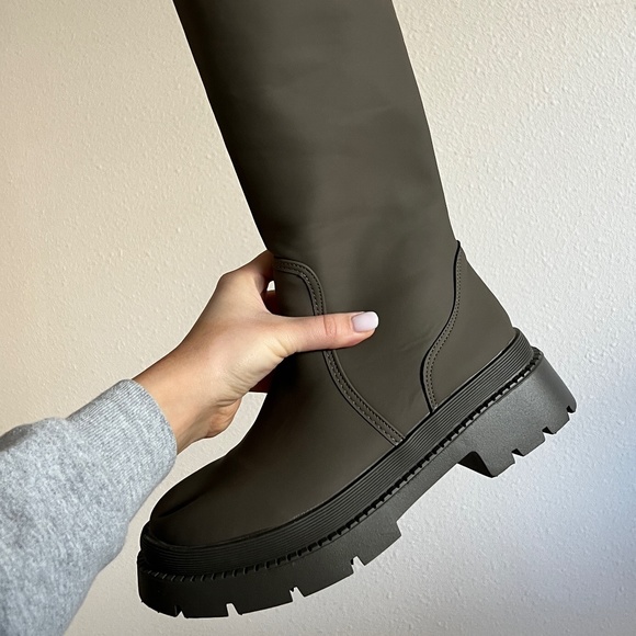 Zara inspired boots - Picture 1 of 4